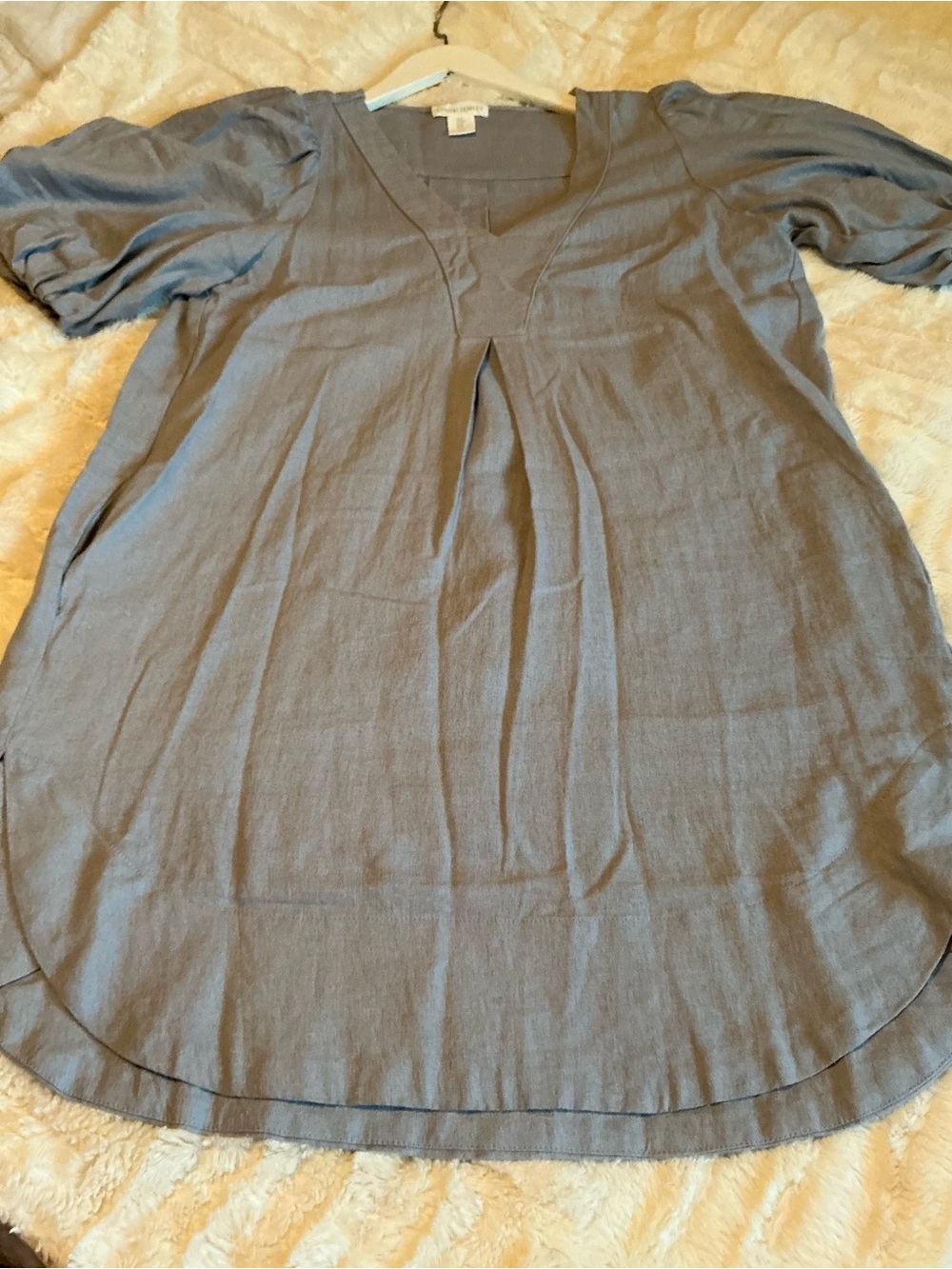 Cynthia Rowley Light Gray Puff-Sleeve V-Neck Dress size medium - Picture 6 of 7